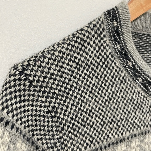 Skyr Women's Wool Cardigan Sweater, Size Small - Picture 4 of 12